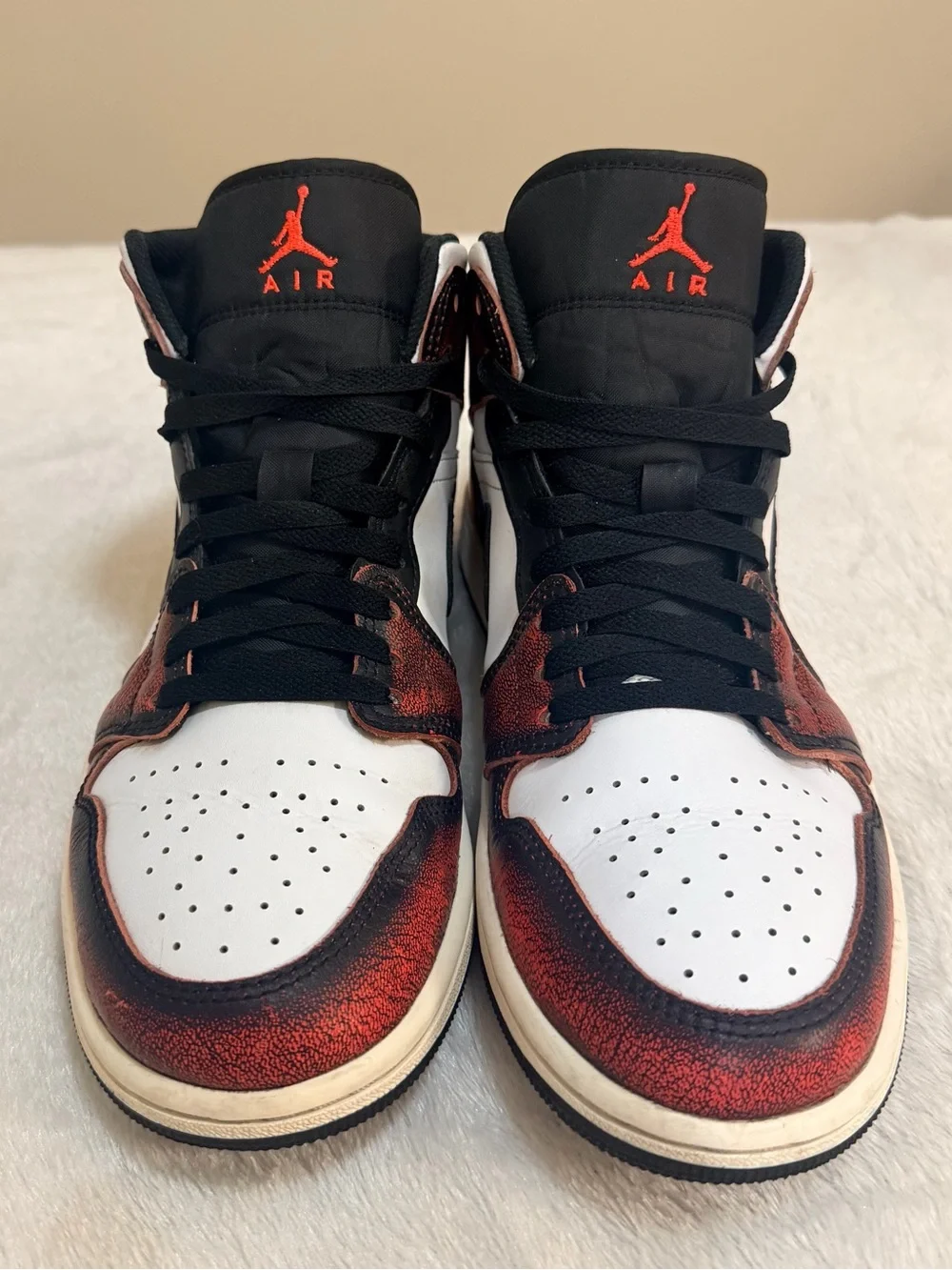 Jordan 1 Mid Wear-Away Infrared Chicago Men’s Size 8.5 - #DV9565-006